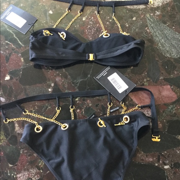 Bikini - Picture 4 of 4